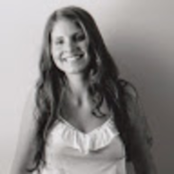 Meet your Posher, Samantha - Picture 1 of 1